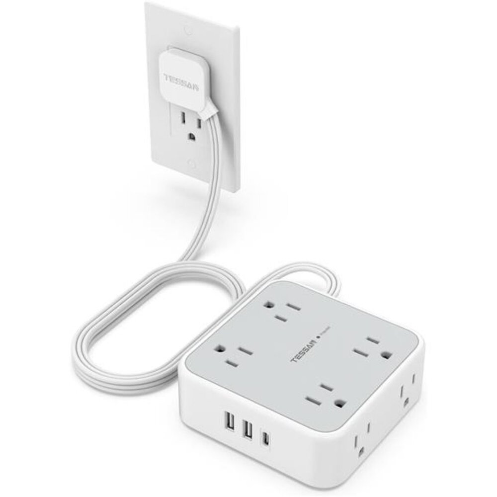 Surge Protector Flat Extension Cord Flat Plug Power Strip, 8 AC Outlets, 3 USB